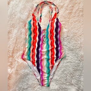 One Piece Swim Suit-Multi Color Size Medium Bar lll